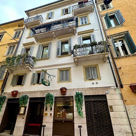 Apartament Domus Scudo Di Francia Werona Zewnętrze zdjęcie